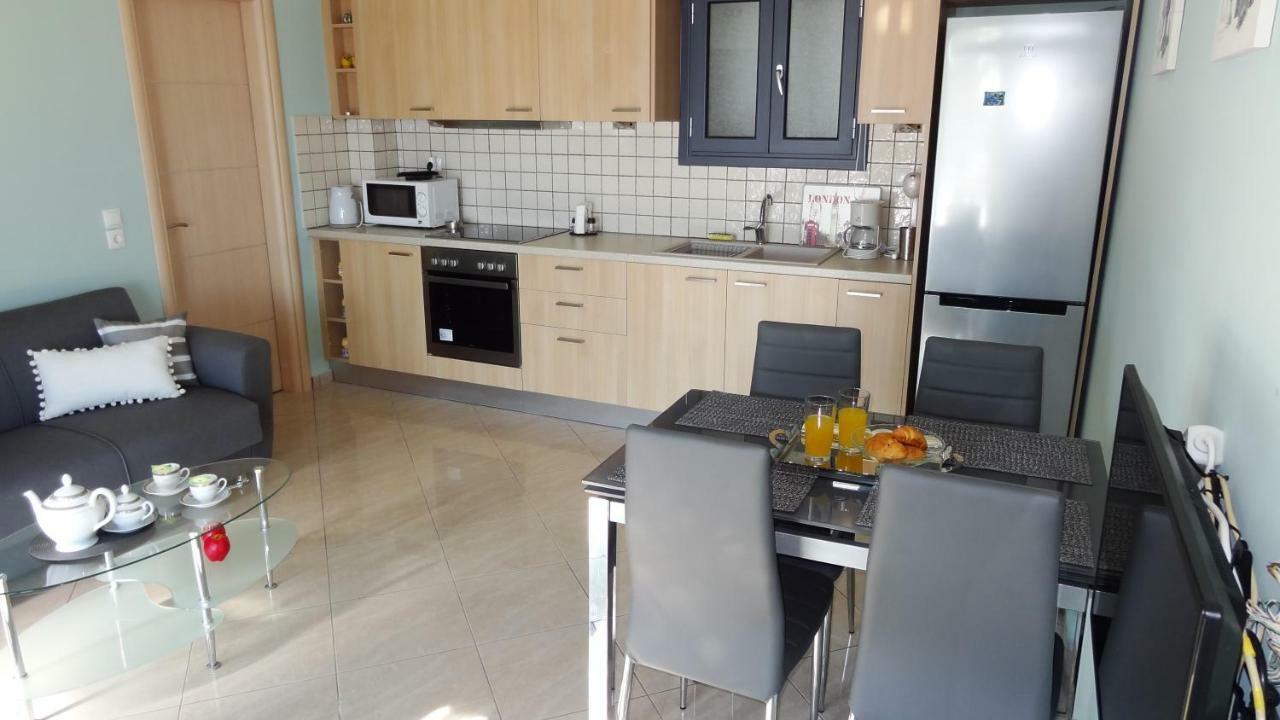 Melina Apartments Pool View Argostolion Dış mekan fotoğraf