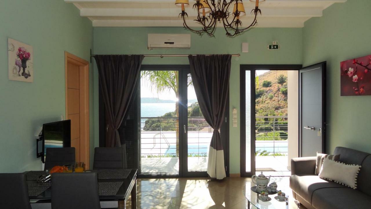 Melina Apartments Pool View Argostolion Dış mekan fotoğraf