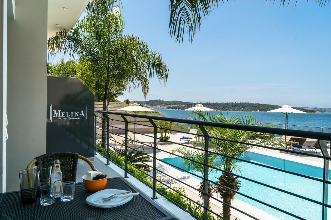 Melina Apartments Pool View Argostolion Dış mekan fotoğraf